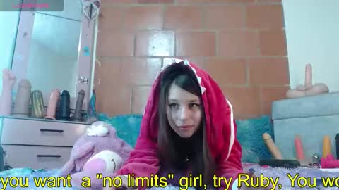 rubyemerald_ online show from March 4, 3:01 am