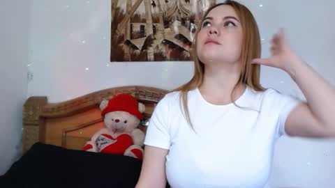 Snapshot of rubyklar chatting on March 9, 9:57 pm Rubyklar online show from March 9, 9:57 pm