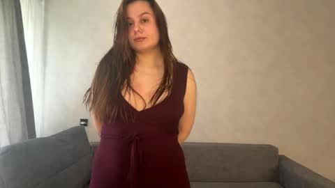 Snapshot of rudykuchto chatting on May 13, 8:34 am Lizzy online show from May 13, 8:34 am