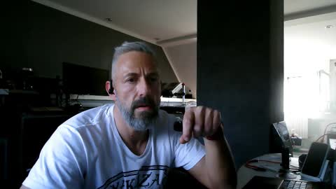 Snapshot of ruffi77 chatting on March 4, 3:15 pm Chico que rico Caliente online show from March 4, 3:15 pm