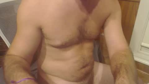 Snapshot of rugaroux chatting on November 2, 4:04 am Roux Garoux online show from November 2, 4:04 am