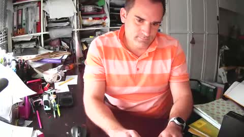 Snapshot of runner1978 chatting on January 15, 11:10 am runner1978 online show from January 15, 11:10 am