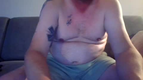runner_1978 online show from July 13, 8:22 pm