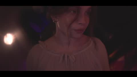 Snapshot of running_with_the_wolves chatting on May 15, 9:44 pm Elena online show from May 15, 9:44 pm