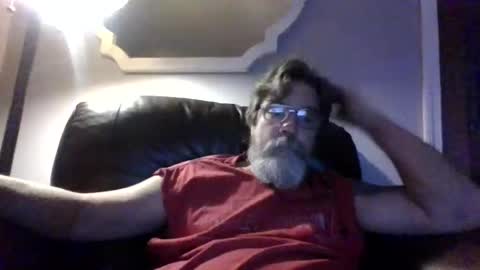 Snapshot of runningaround60 chatting on January 2, 2:54 am runningaround60 online show from January 2, 2:54 am