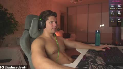 Snapshot of rus_adventure chatting on May 5, 6:16 pm Adam online show from May 5, 6:16 pm