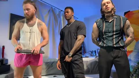 Paul online show from April 15, 6:31 am