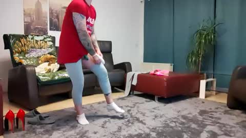 Ruskinni online show from October 19, 9:37 pm