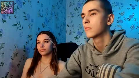 Snapshot of rusmedium chatting on April 29, 6:58 pm Lisa and Vlad online show from April 29, 6:58 pm