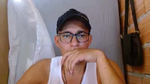 Snapshot of ruso86 chatting on February 24, 8:51 pm ruso86 online show from February 24, 8:51 pm