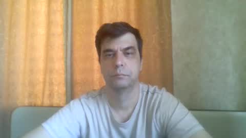 rusqadisx online show from June 4, 6:30 am
