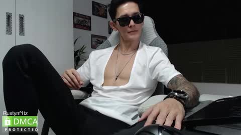 MillionDollarGuy online show from December 2, 3:12 am