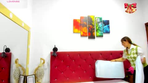 Ruth online show from January 9, 12:30 pm