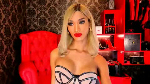 Snapshot of ruthrocero chatting on February 2, 9:23 pm Ruth Evangelista online show from February 2, 9:23 pm