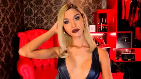 Snapshot of ruthrocero chatting on March 5, 8:00 am Ruth Evangelista online show from March 5, 8:00 am