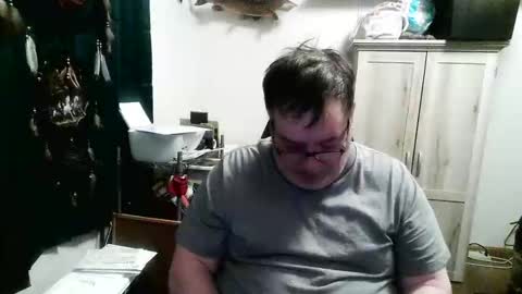 Snapshot of rwzar_1965 chatting on April 10, 1:55 am rwzar_1965 online show from April 10, 1:55 am