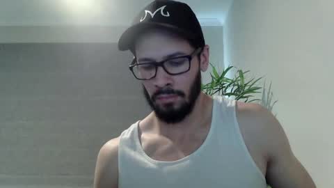Snapshot of ryan_chatter chatting on April 22, 12:46 am Ryan online show from April 22, 12:46 am