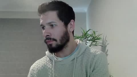 Snapshot of ryan_chatter chatting on April 29, 1:21 am Ryan online show from April 29, 1:21 am