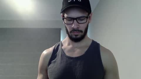 Snapshot of ryan_chatter chatting on June 4, 1:22 am Ryan online show from June 4, 1:22 am