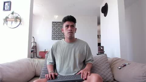 Snapshot of ryan_clark_ chatting on April 26, 2:59 pm Ryan online show from April 26, 2:59 pm