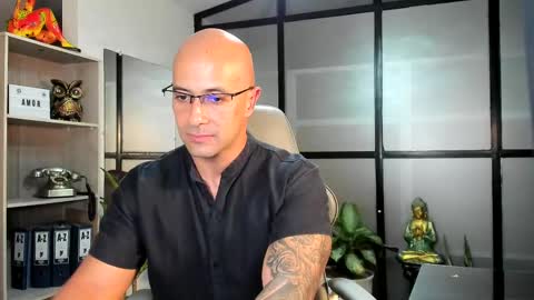 ryan_master_ online show from December 16, 7:00 pm