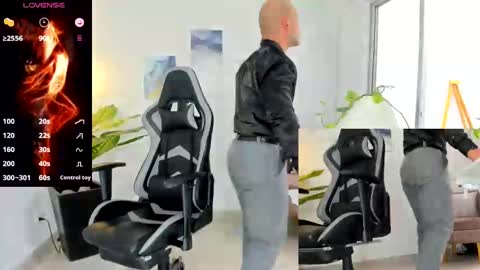 ryan_master_ online show from December 30, 3:35 pm