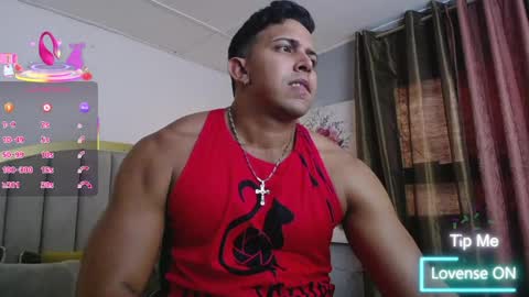 Snapshot of ryan_nesson chatting on May 6, 7:19 pm Ryan online show from May 6, 7:19 pm