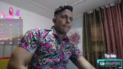 Snapshot of ryan_nesson chatting on May 15, 7:32 pm Ryan online show from May 15, 7:32 pm