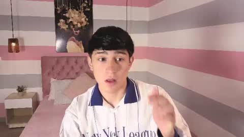 ryan valentino online show from July 1, 2:07 pm