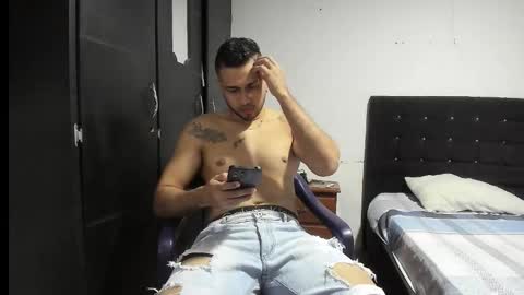 ryan_xc1 online show from November 18, 1:55 am