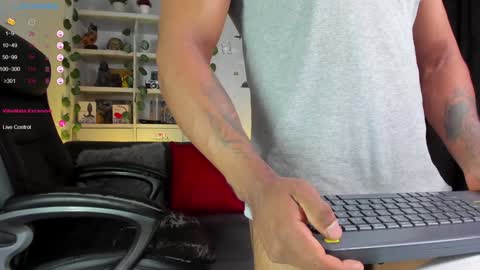 Snapshot of ryanboy30 chatting on January 23, 2:07 pm ryanboy30 online show from January 23, 2:07 pm