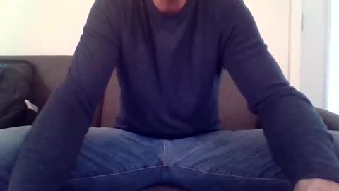 Snapshot of ryand066 chatting on February 22, 12:34 am ryand066 online show from February 22, 12:34 am