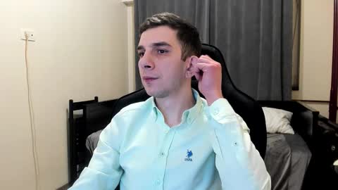 Andrew C. online show from February 6, 10:35 pm