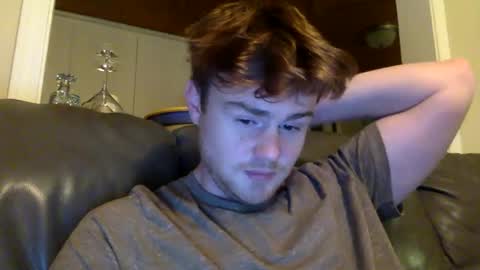 ryanhung_57 online show from December 4, 5:27 am