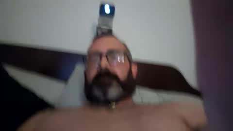 Snapshot of ryanihde2025 chatting on February 7, 5:38 pm ryanihde2025 online show from February 7, 5:38 pm