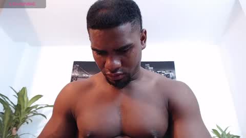 Snapshot of ryanjackson_ chatting on May 13, 4:59 pm Instagram Ryandwrn online show from May 13, 4:59 pm