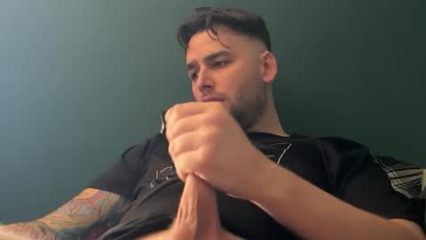 Snapshot of ryanthemainman chatting on February 25, 4:05 pm ryanthemainman online show from February 25, 4:05 pm
