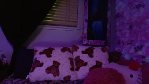 Snapshot of ryeanne25 chatting on July 6, 7:16 am ryeanne25 online show from July 6, 7:16 am