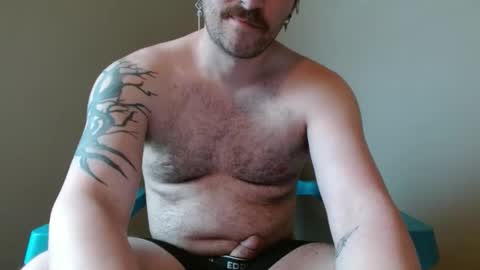 Snapshot of rylancolt chatting on March 7, 8:50 pm Rylan Colte online show from March 7, 8:50 pm