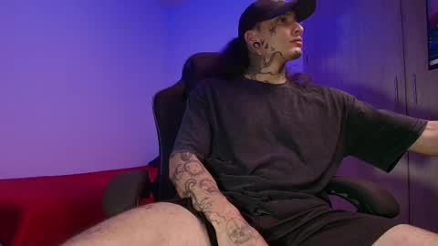 leopmonk help me reach 100 thumbs up online show from March 9, 2:48 am