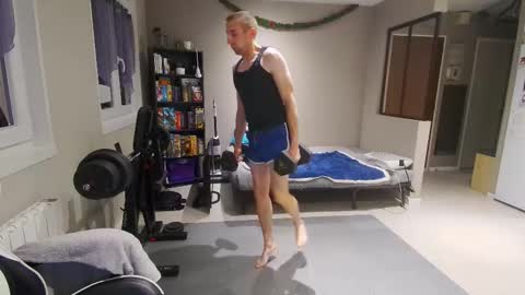 Snapshot of ryukukamifr chatting on December 5, 7:43 pm Ryuk FR online show from December 5, 7:43 pm