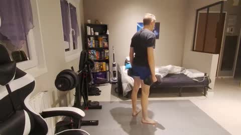 Snapshot of ryukukamifr chatting on February 4, 6:03 pm Ryuk FR online show from February 4, 6:03 pm