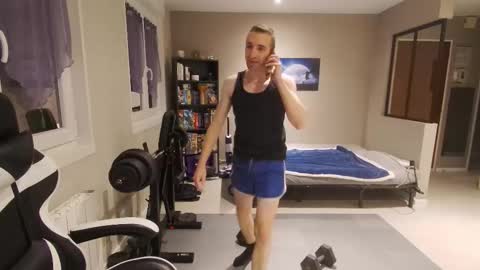 Snapshot of ryukukamifr chatting on February 12, 6:47 pm Ryuk FR online show from February 12, 6:47 pm