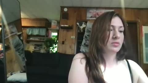 s496925 online show from September 29, 3:17 pm