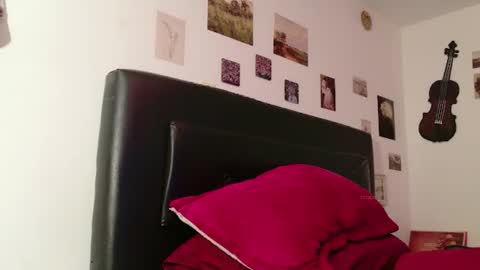 Snapshot of s_a_t_u_r_n chatting on July 31, 10:09 pm ST online show from July 31, 10:09 pm