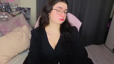 Snapshot of s_katekisa_ss chatting on July 27, 6:48 pm Kate online show from July 27, 6:48 pm