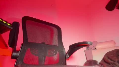 Steven Independent online show from November 26, 3:51 am