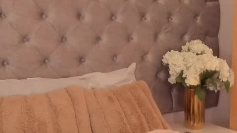 Saamy Reyes online show from March 23, 4:33 pm