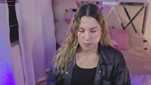 saaya_tay online show from March 22, 3:43 am