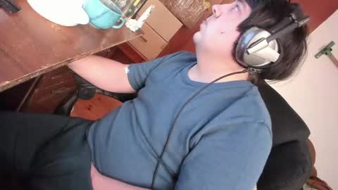 1141323  my Lord Mister Max   moms treasure online show from April 2, 7:17 am